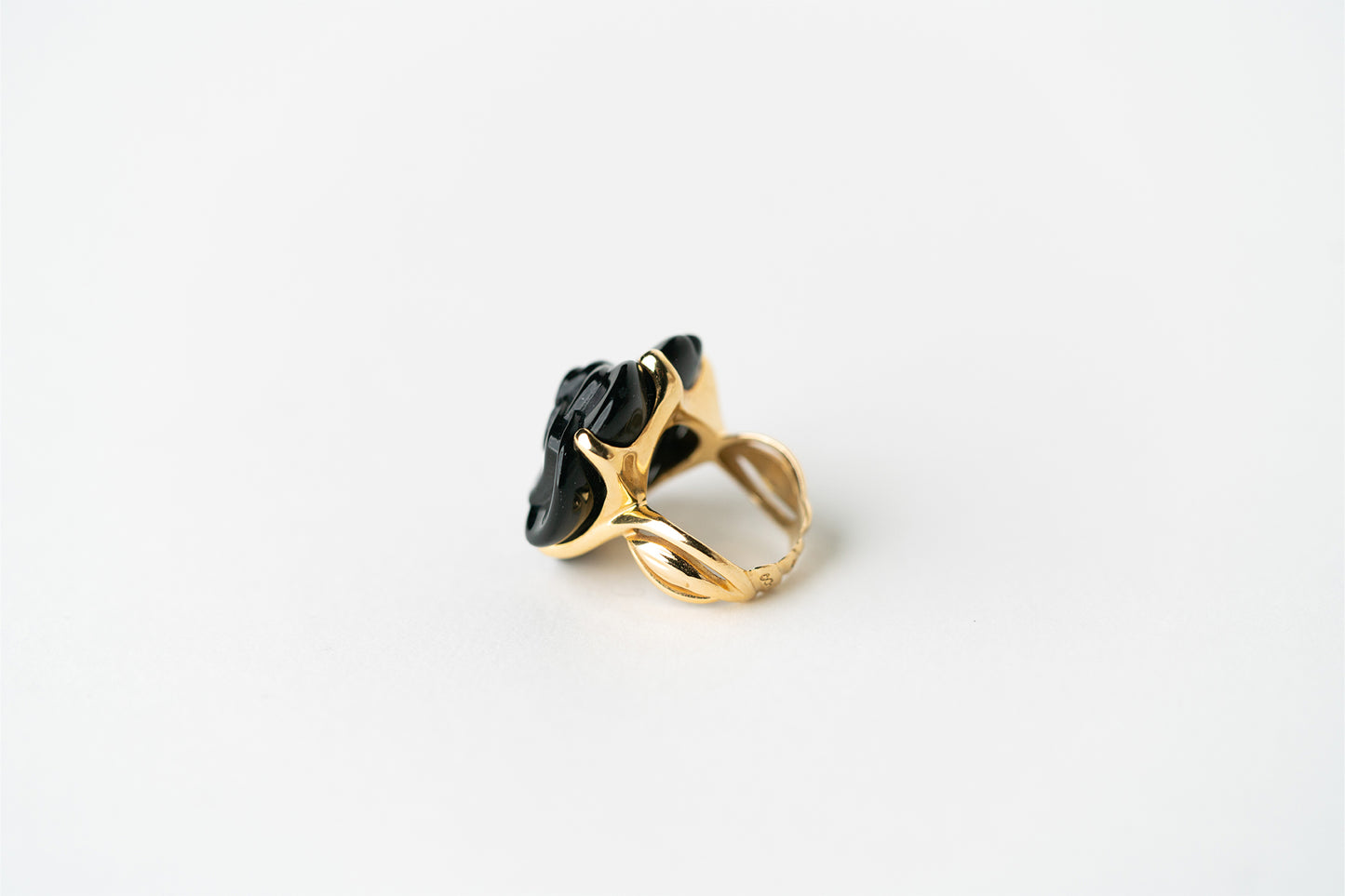 Chanel Onyx and 18ct Gold Camélia Ring