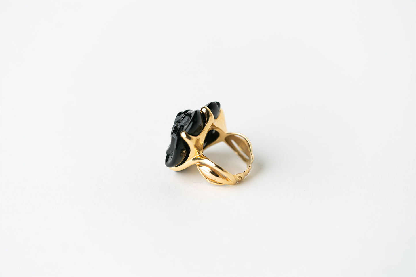 Chanel Onyx and 18ct Gold Camélia Ring