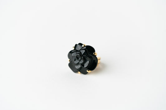 Chanel Onyx and 18ct Gold Camélia Ring